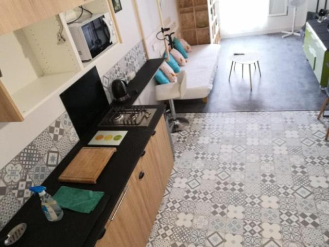 Studio Guy Apartment Nice